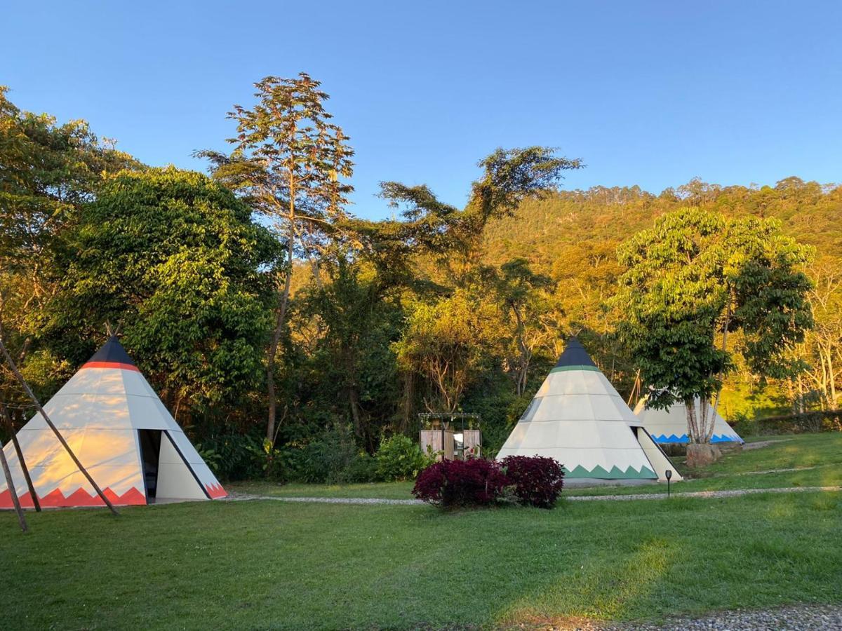 Bosque De Aventura & Glamping Refugio Del Bosque Hotell La Mesa  Eksteriør bilde