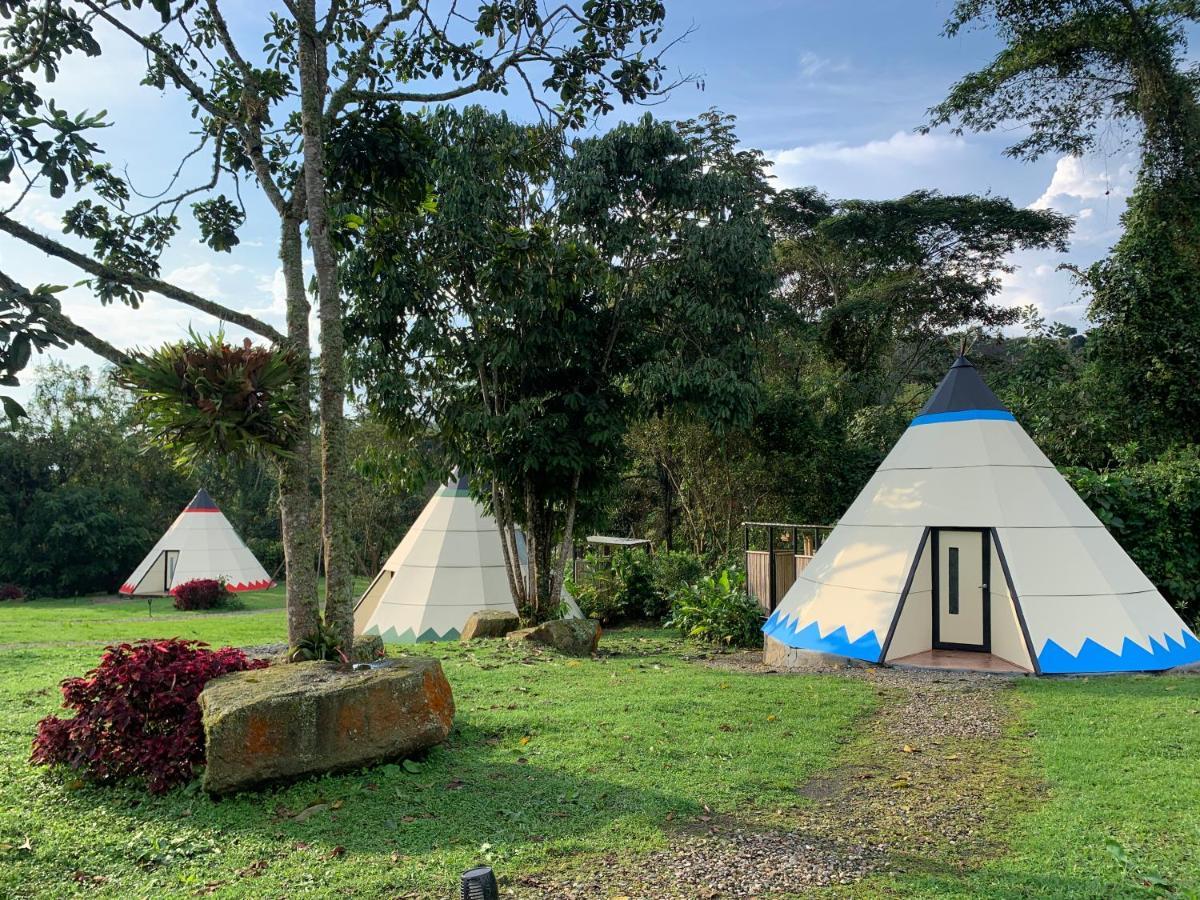 Bosque De Aventura & Glamping Refugio Del Bosque Hotell La Mesa  Eksteriør bilde
